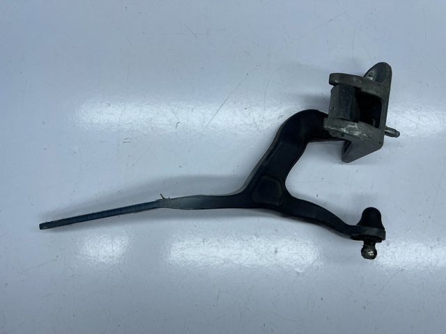 Петля багажника A2117400237 MERCEDES