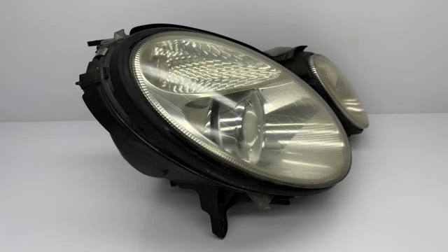 A2118200261 MERCEDES Фара правая купить в Харьков