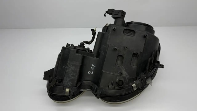 2118200261 MERCEDES Фара правая купить в Житомир