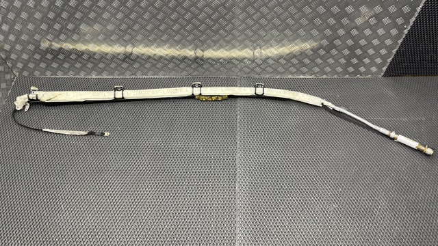 Левая шторка безопасности A2118600905 MERCEDES