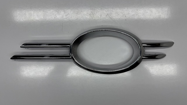 MERCEDES A2118851174 Ободок (окантовка) фары противотуманной левой в наличии Черновцы