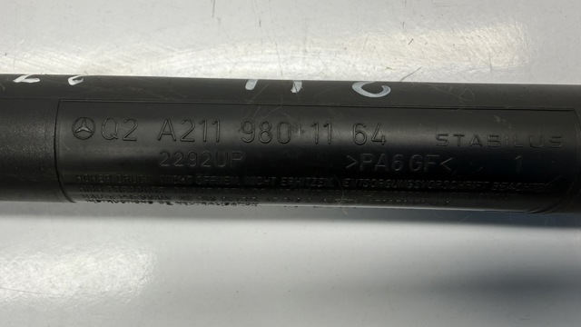 MERCEDES A2119801164 Амортизатор багажника в наличии Львов