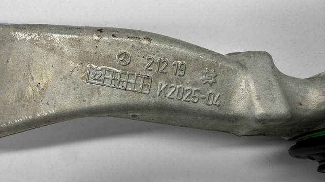 A2123303111 Рычаг передней подвески верхний левый купить Кривой Рог