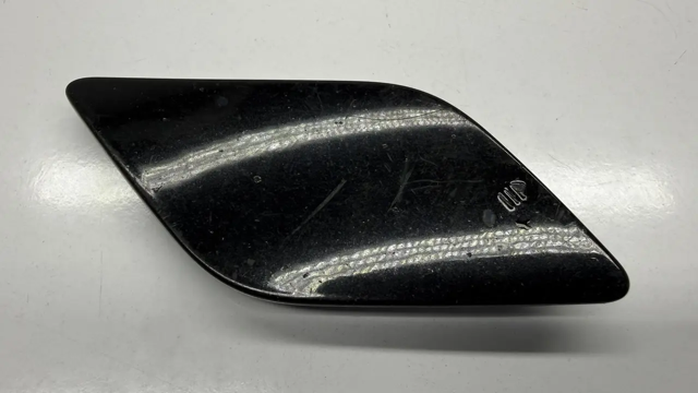 Передняя заглушка бампера буксировочного крюка A2128850126 MERCEDES