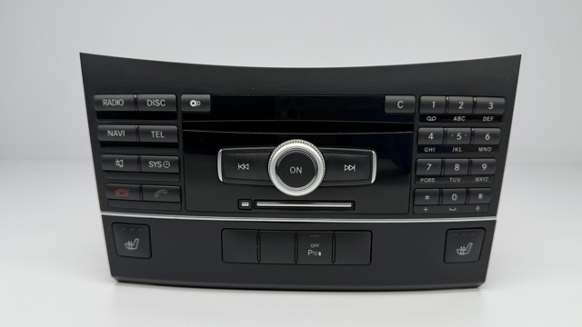 Заводская магнитола A2129004208 MERCEDES