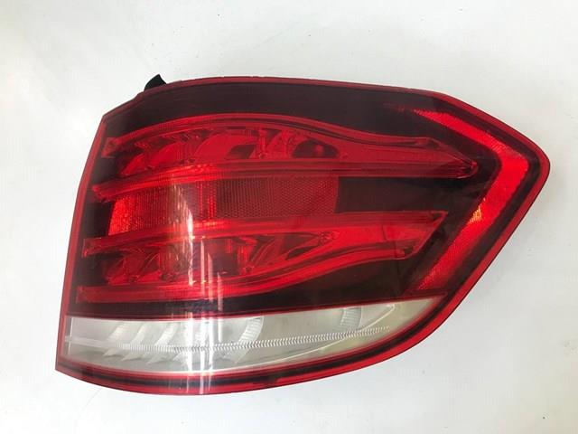 Задний правый внешний фонарь A2129061803 MERCEDES
