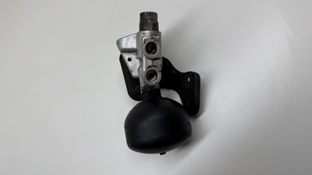 A2203200858 MERCEDES Блок клапанов регулируемой подвески купить в Павлоград
