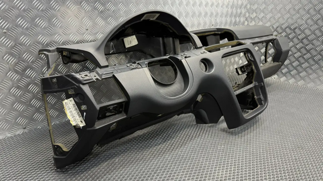 MERCEDES A2206800187 в наличии Николаев