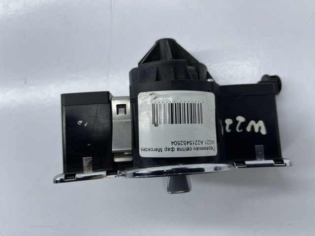 MERCEDES A2215452504 в наличии Украина