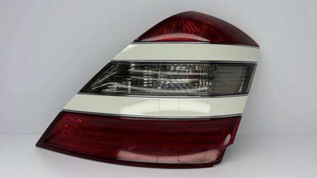Правый стоп A2218200264 MERCEDES