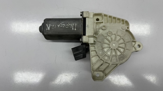 A2218202842 MERCEDES Мотор стеклоподъемника двери передней правой купить в Украина