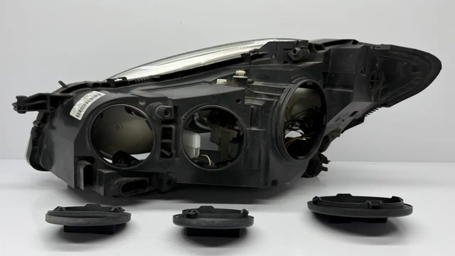 A2218204661 MERCEDES Фара правая купить в Ужгород