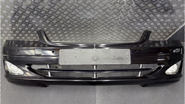 Бампер на авто A2218800040 MERCEDES