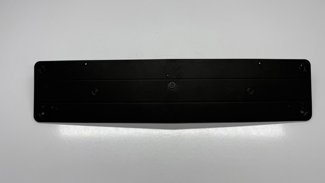 Кронштейн переднего номерного знака A2218850081 MERCEDES