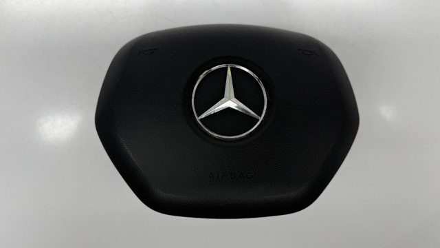 Подушка AIRBAG водительская A2468603102 MERCEDES
