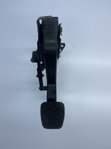 Педаль сцепления A6382900516 MERCEDES