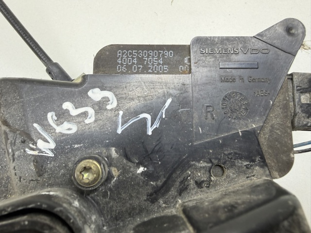 MERCEDES A6397201735 Замок двери передней правой в наличии Киев
