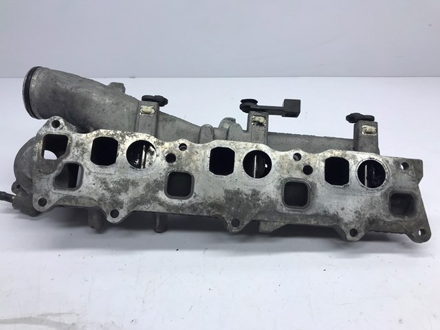 Коллектор впускной, левый A6420902737 MERCEDES