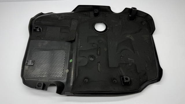 MERCEDES A6510101167 Крышка двигателя в наличии Полтава