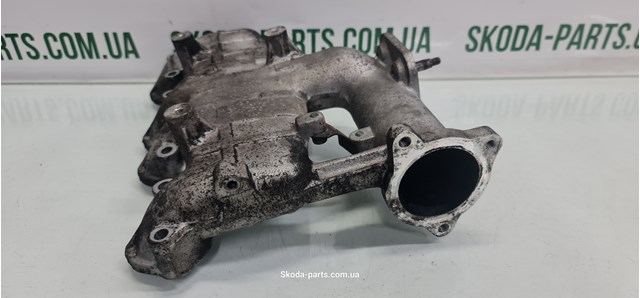 038129713K VAG Впускной коллектор купить в Чернигов