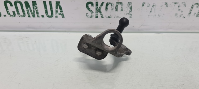 03L103164 VAG Подушка декоративной крышки мотора купить в Житомир