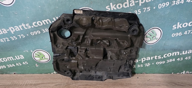 VAG 04L103925C Крышка двигателя в наличии Днепр