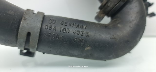 VAG 06A103493N Патрубок вентиляции картерных газов в наличии Черкассы