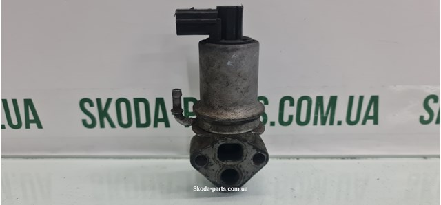 VAG 06A131501F Клапан ЕГР в наличии Черновцы
