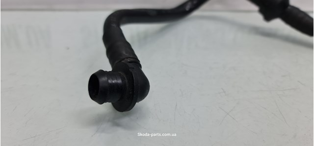 VAG 1J0612041BE Шланг (патрубок) вакуумного насоса в наличии Черновцы