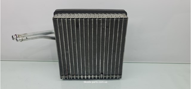 VAG 1J1820103C Испаритель кондиционера в наличии Черновцы