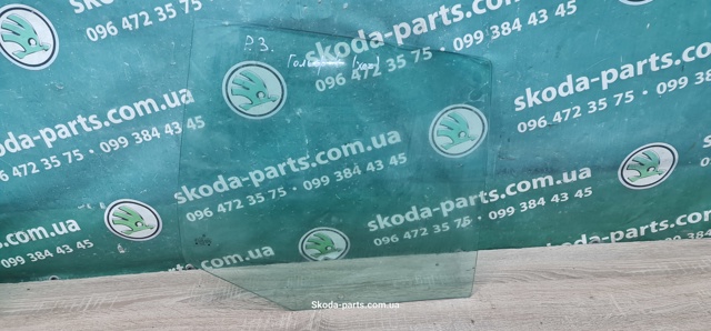 1J6845026K VAG Стекло двери задней правой купить в Николаев