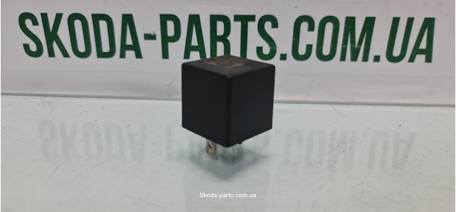 VAG 1L0953227 Реле указателей поворотов в наличии Львов