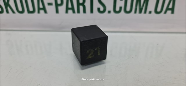 1L0953227 VAG Реле указателей поворотов купить в Павлоград
