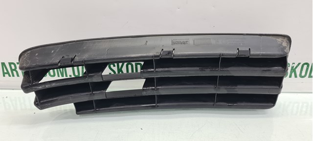 VAG 1U0807367B Решетка бампера переднего левая в наличии Тернополь