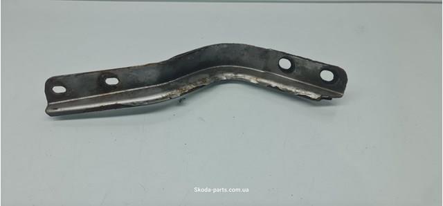 1U0823573A VAG Кронштейн решетки радиатора купить в Хмельницкий