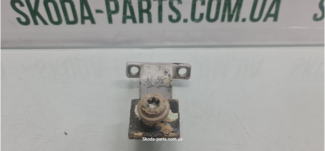 VAG 1U6827301 в наличии Киев