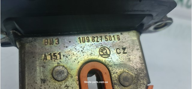 1U9827501B VAG купить в Винница