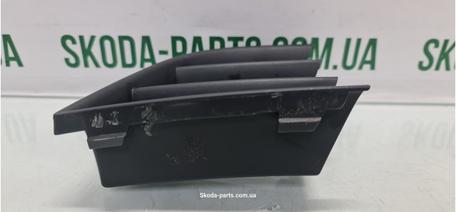 1Z0853665C VAG Решетка бампера переднего внутренняя левая купить в Одесса