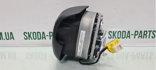 1Z0880201AK Подушка безопасности (AIRBAG) водительская купить Николаев