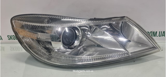 Фара правая 1Z1941016F VAG