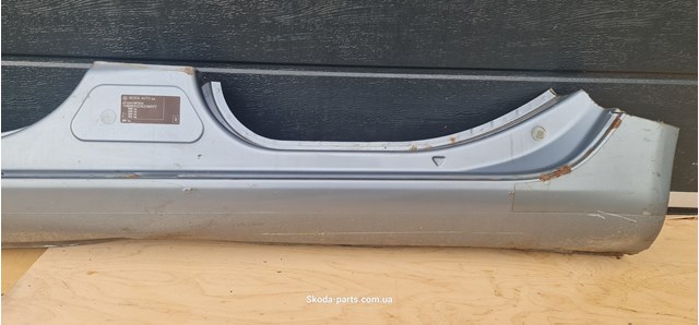 VAG 1Z5809605E Порог внешний левый в наличии Одесса