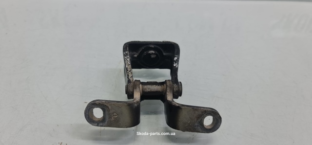 VAG 1Z5827302C Петля стекла багажника (двери 3/5-й задней) в наличии Киев
