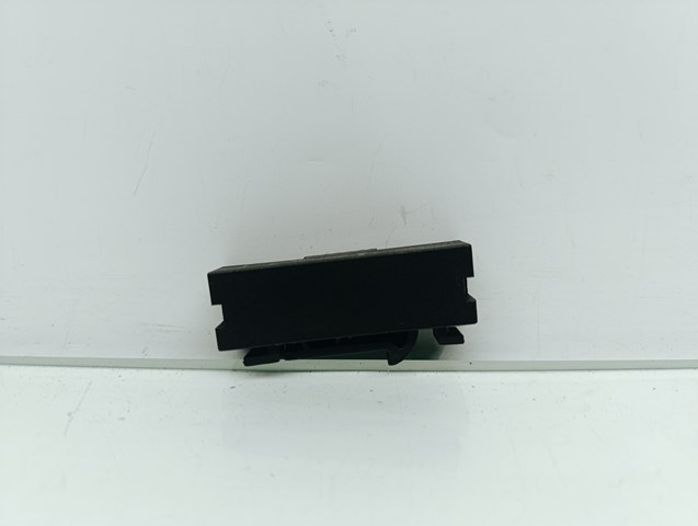 VAG 1Z9867825D в наличии Ровно