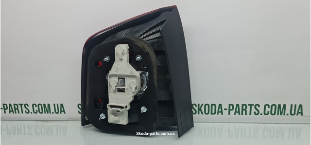 1Z9945112A Фонарь задний правый купить Черновцы