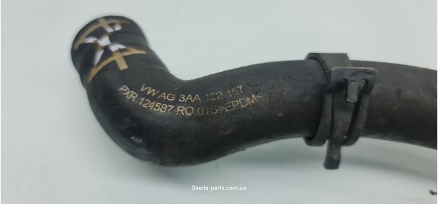 3AA122157 Патрубок радиатора купить Ирпень