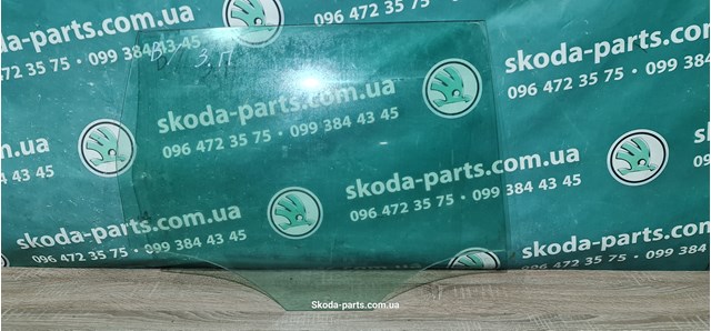 3AE845026 VAG Стекло двери задней правой купить в Житомир