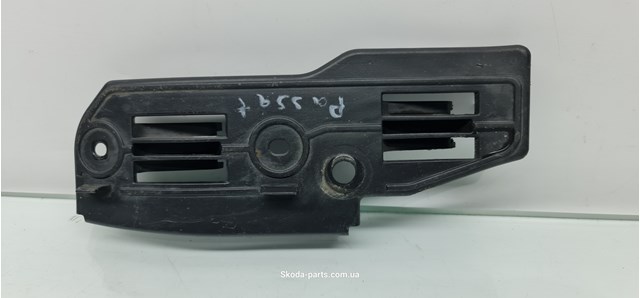 3B0807184E Кронштейн бампера переднего правый купить Тернополь