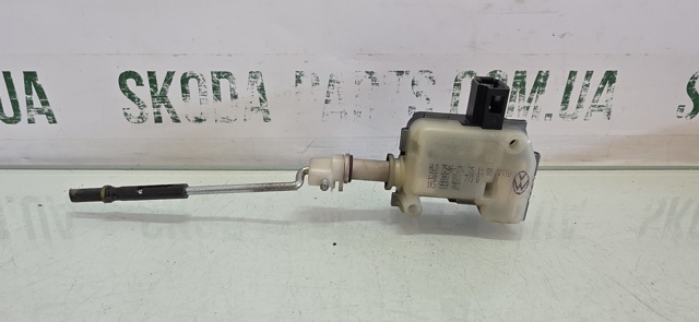 3B0810773D VAG Мотор-привод открытия лючка бака купить в Хмельницкий