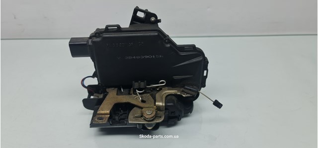 Замок задней двери, левой Volkswagen Passat B5