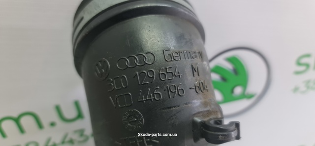 VAG 3C0129654M Выпускной патрубок воздушного фильтра в наличии Кривой Рог
